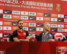 王朝霸域黄忠700武力行吗